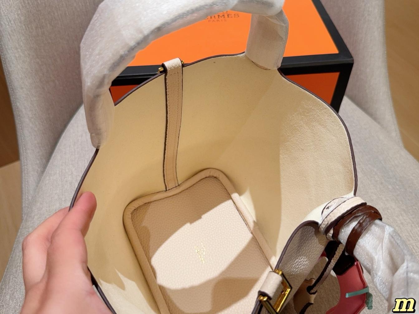 Hermes Picotin lock bag 18cm