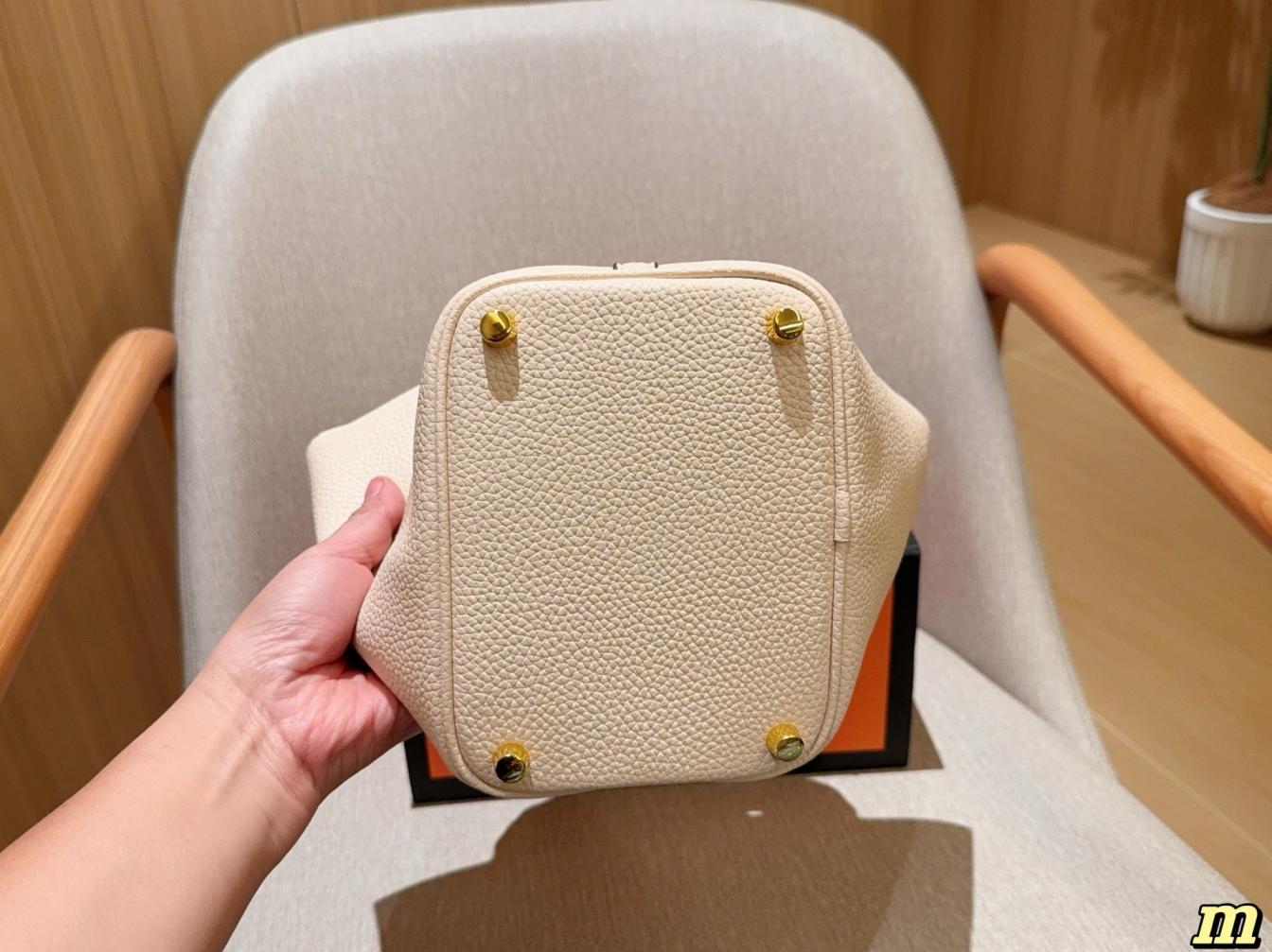 Hermes Picotin lock bag 18cm