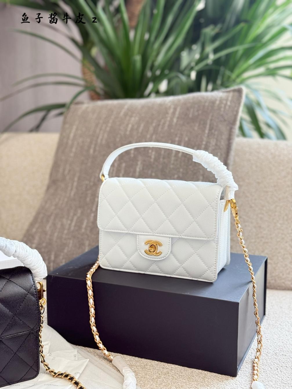 Chanel 24K handbag 135799