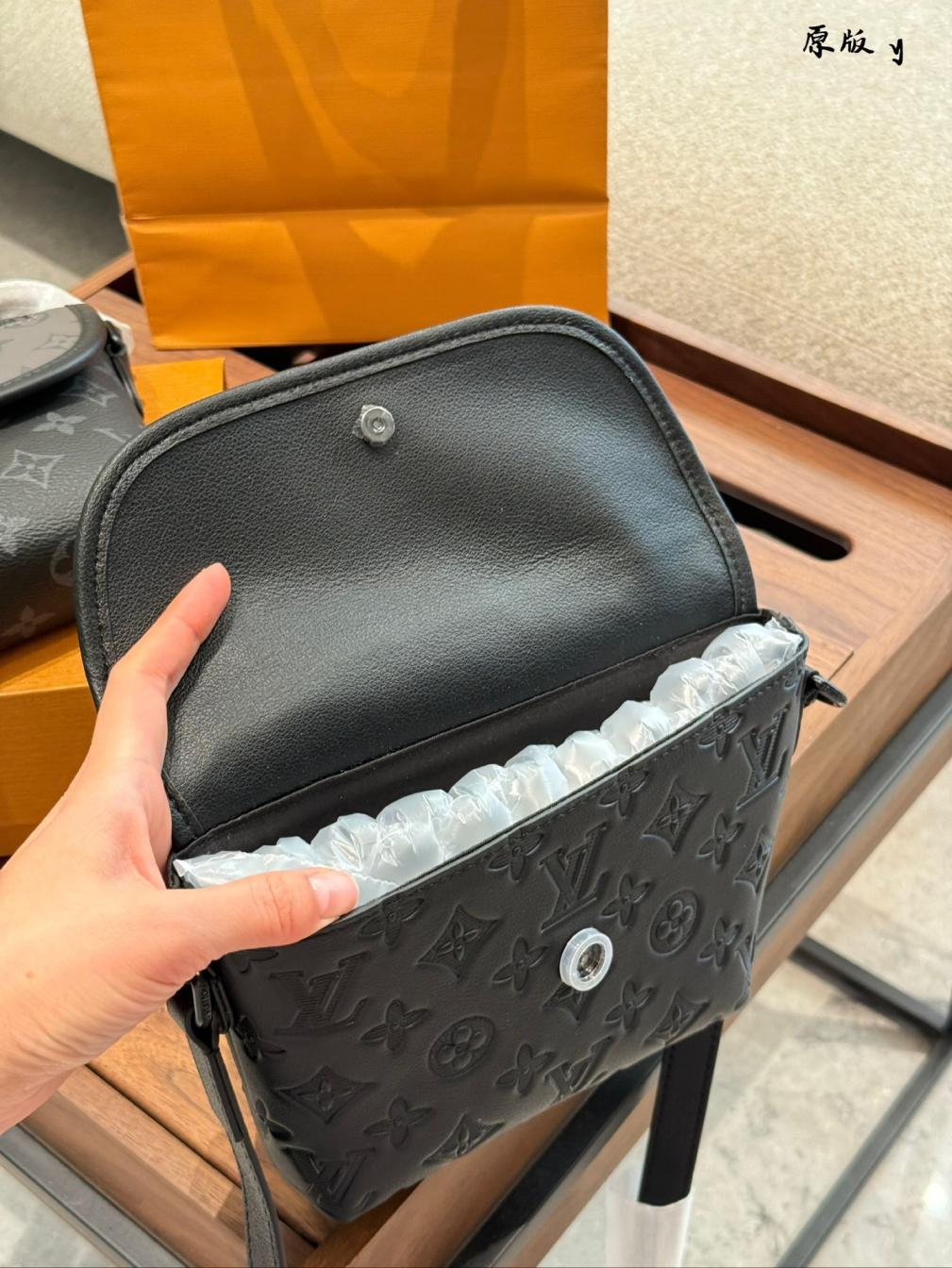 LV Mini Pulse Monogram Shadow bag 135797