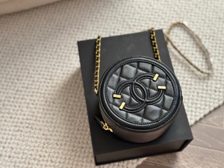 Chanel circle cake bag 135824