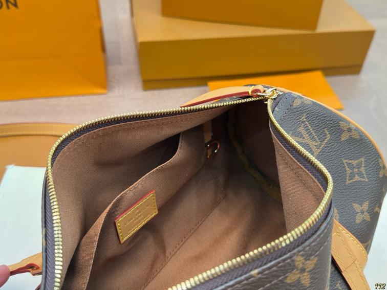 LV Louis vuitton monogram handbag 135893