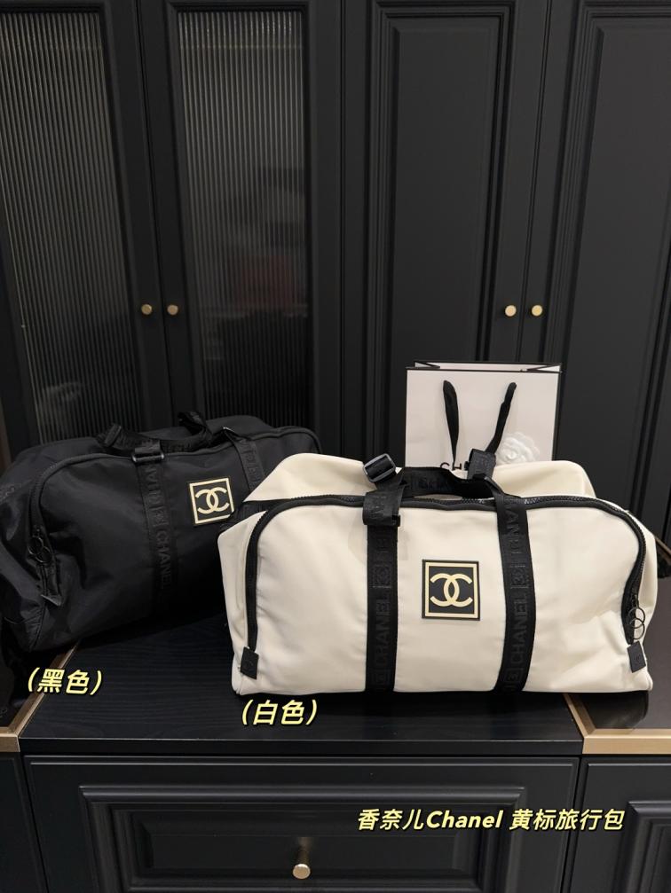 Chanel Large traverl bag 135889