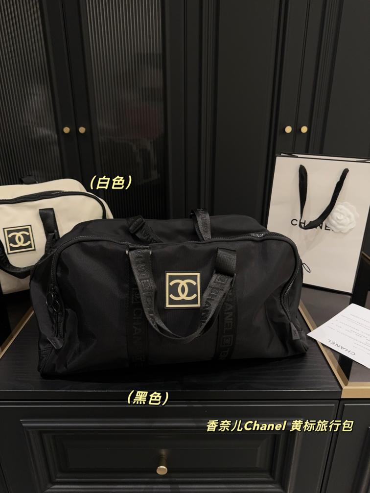 Chanel Large traverl bag 135889