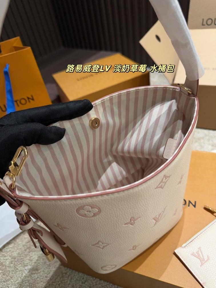 LV Bucket handbag 135886