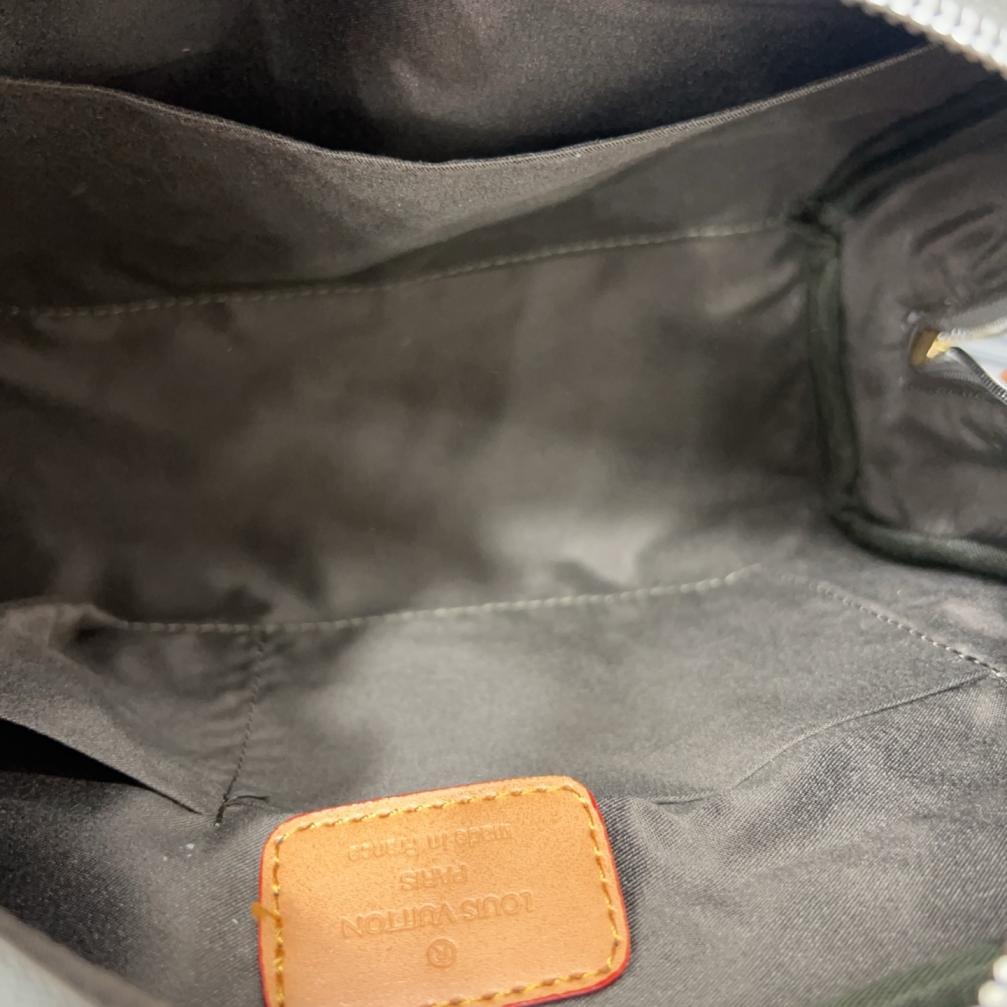 LV Louis vuitton pop-up MENS bag 135912