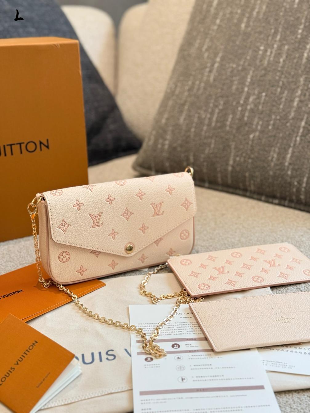LV Pochette Felicie Bag 135921