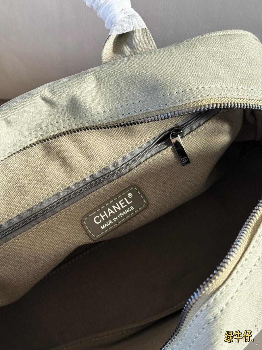 Chanel canvas Vintage handbag 135920