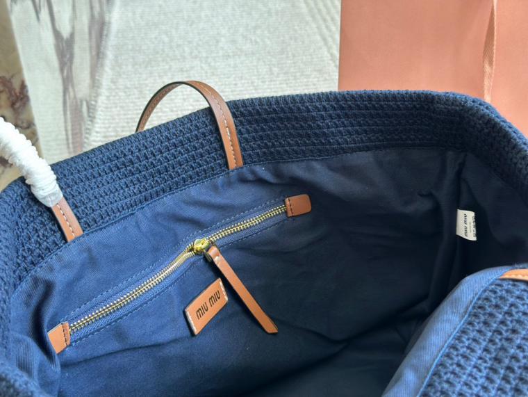 MIUMIU WAVE BAG