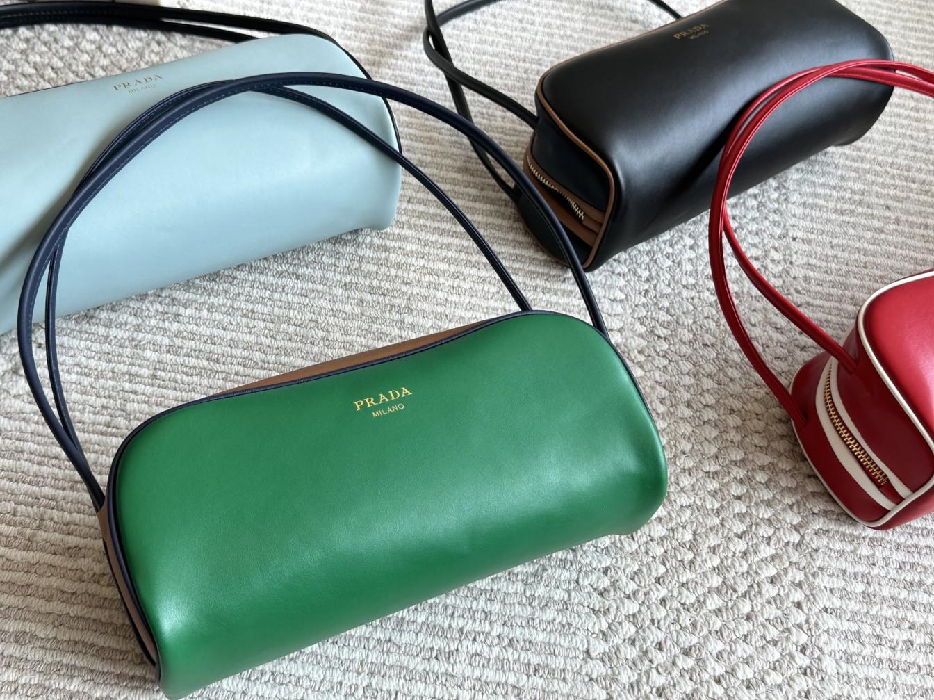 Prada Green cowskin leather handbag