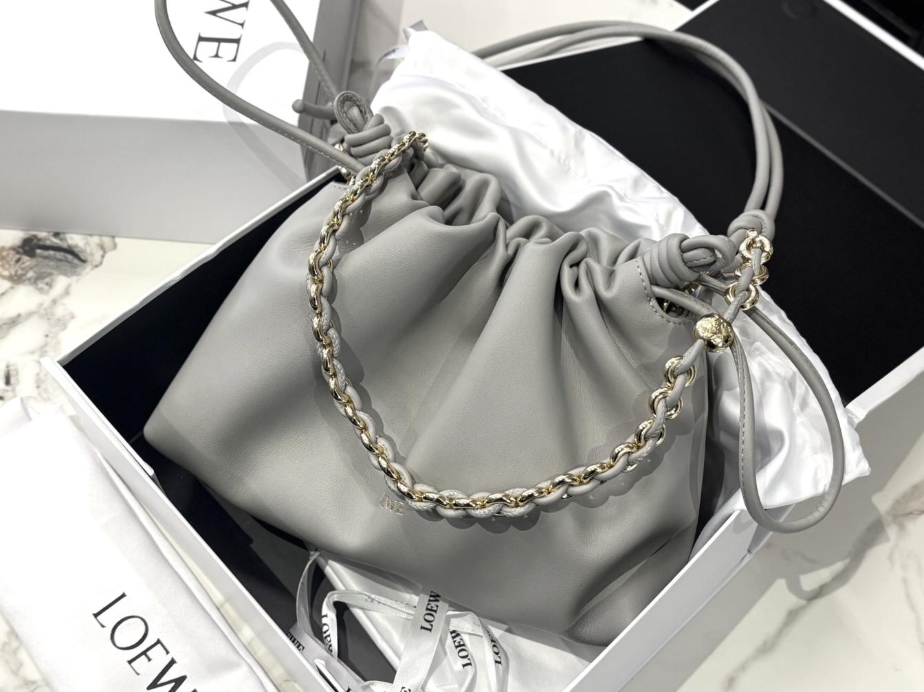 LOEWE Cowskin handbag 138981