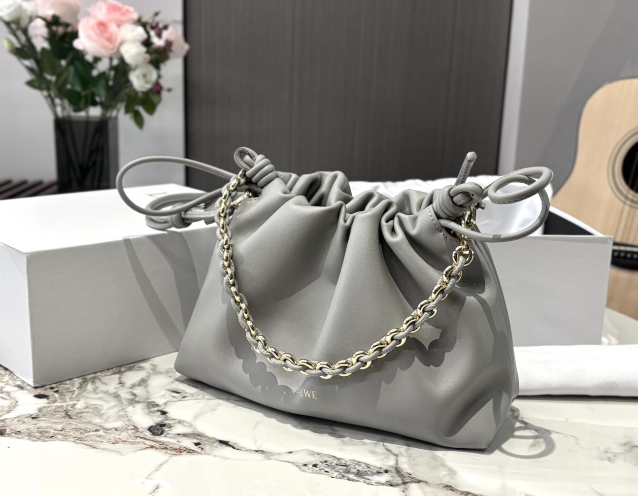 LOEWE Cowskin handbag 138981