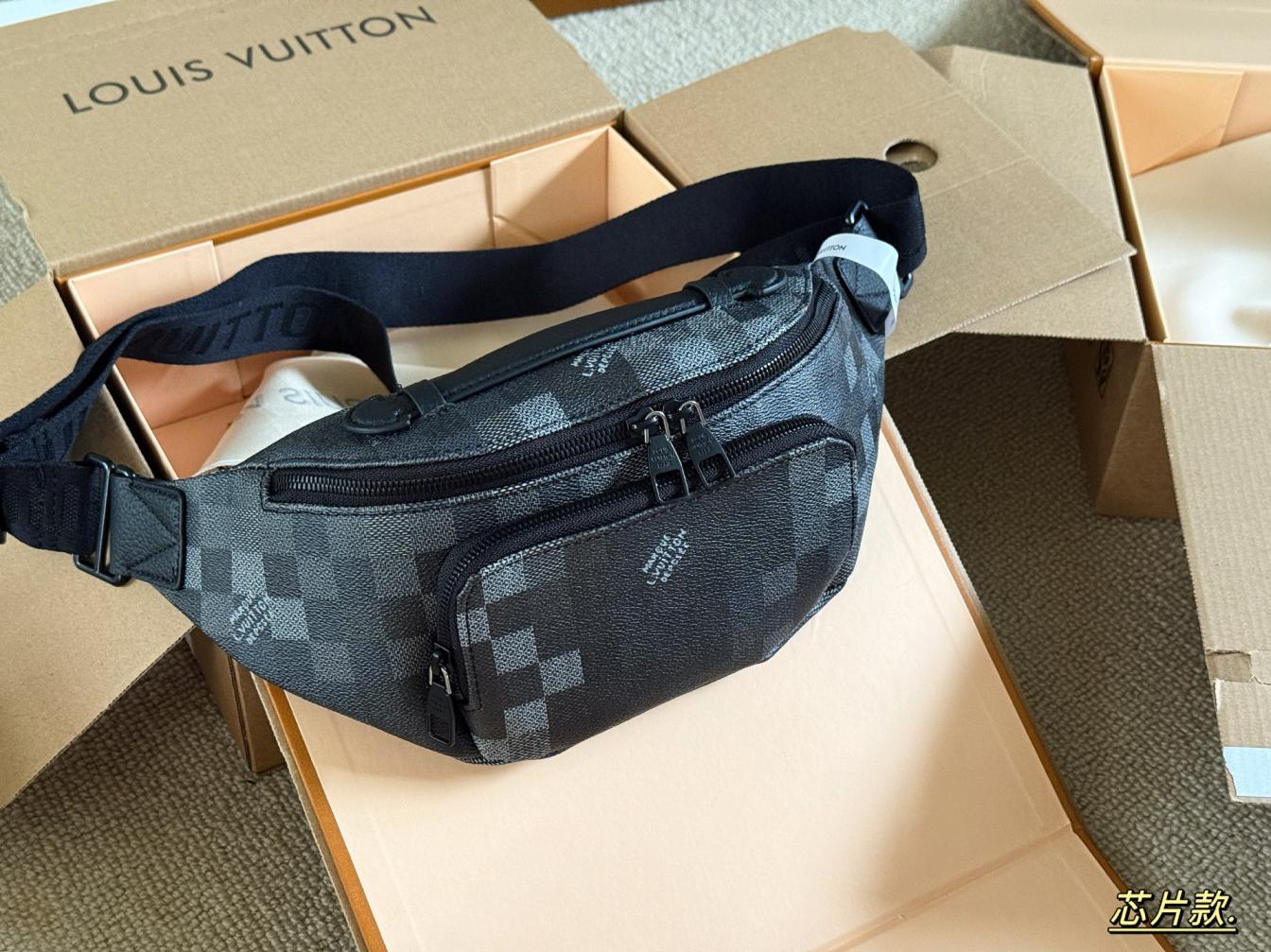 LV Rush Bag for men 139050