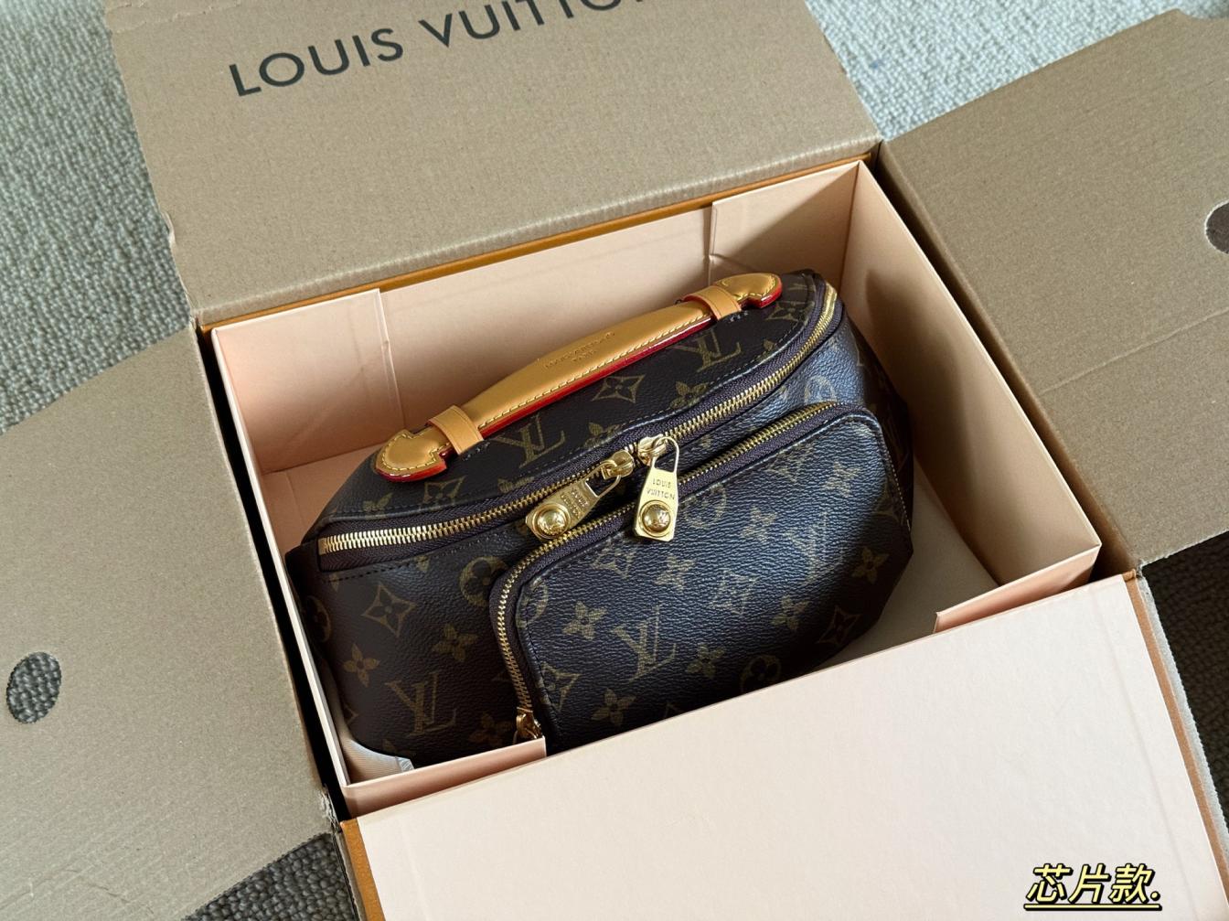 LV Rush Bag for men 139049