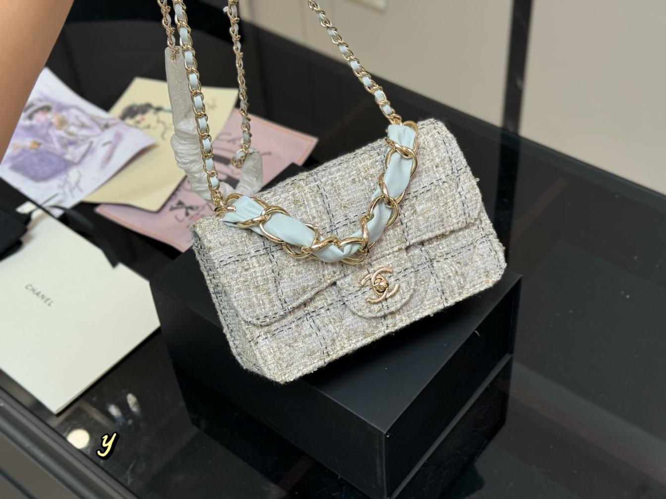 Chanel 25B CF mini bag 139055
