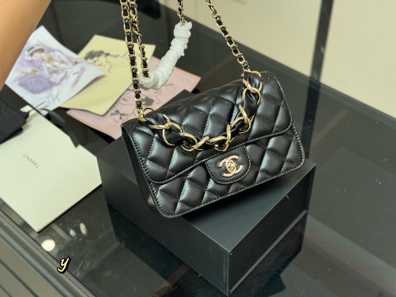 Chanel 25B CF mini bag 139054