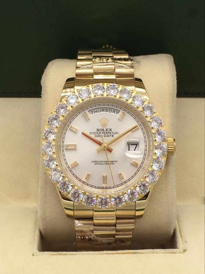 Rolex Day-date for men Bezel with big diamonds  AAA automatic