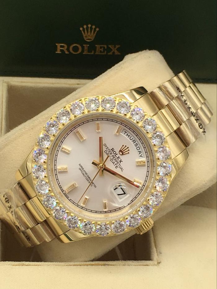 Rolex Day-date for men Bezel with big diamonds  AAA automatic