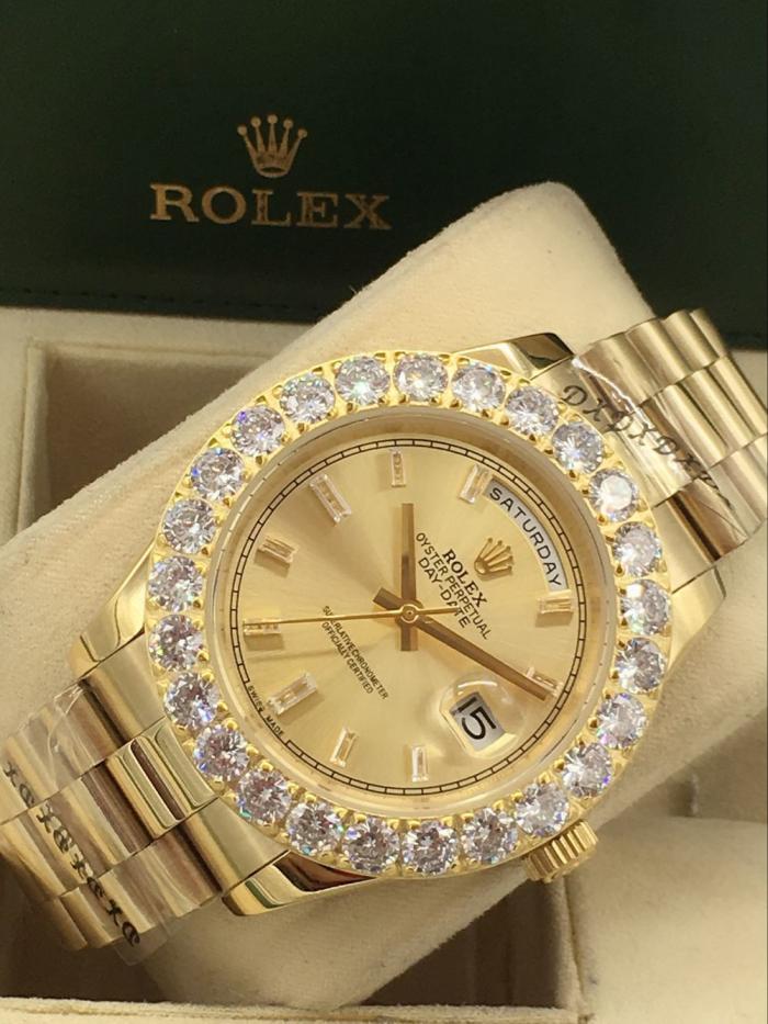 Rolex Day-date for men Bezel with big diamonds  AAA automatic