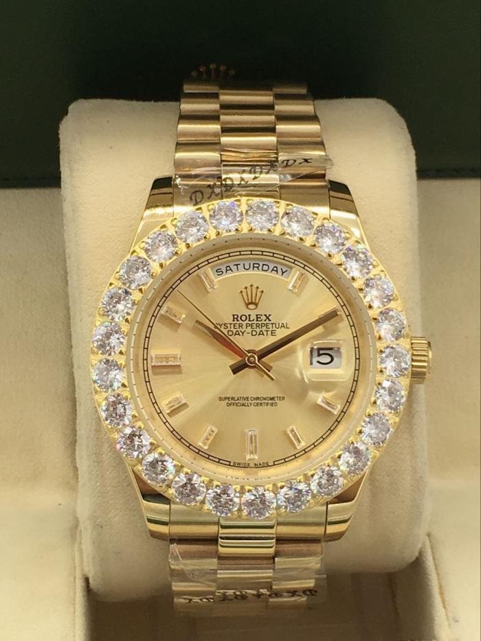 Rolex Day-date for men Bezel with big diamonds  AAA automatic