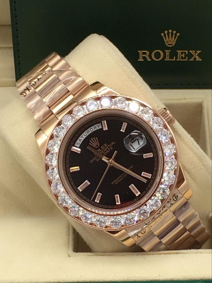 Rolex Day-date for men Bezel with big diamonds  AAA automatic