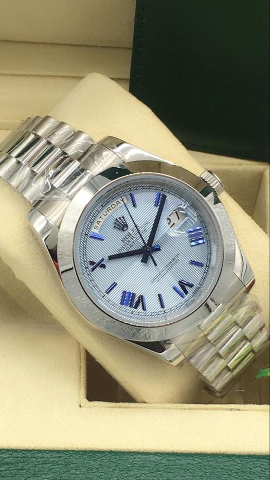 AAA rolex day-date with automatic movement for men and women
