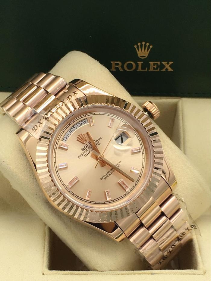 AAA rolex day-date with automatic movement for men and women
