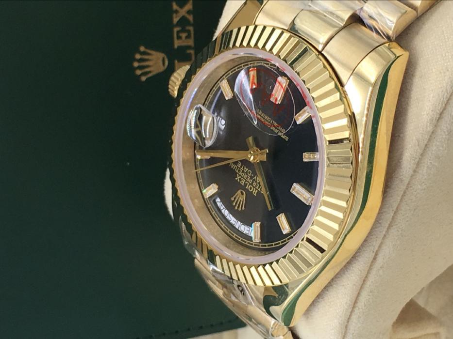 AAA rolex day-date with automatic movement for men and women