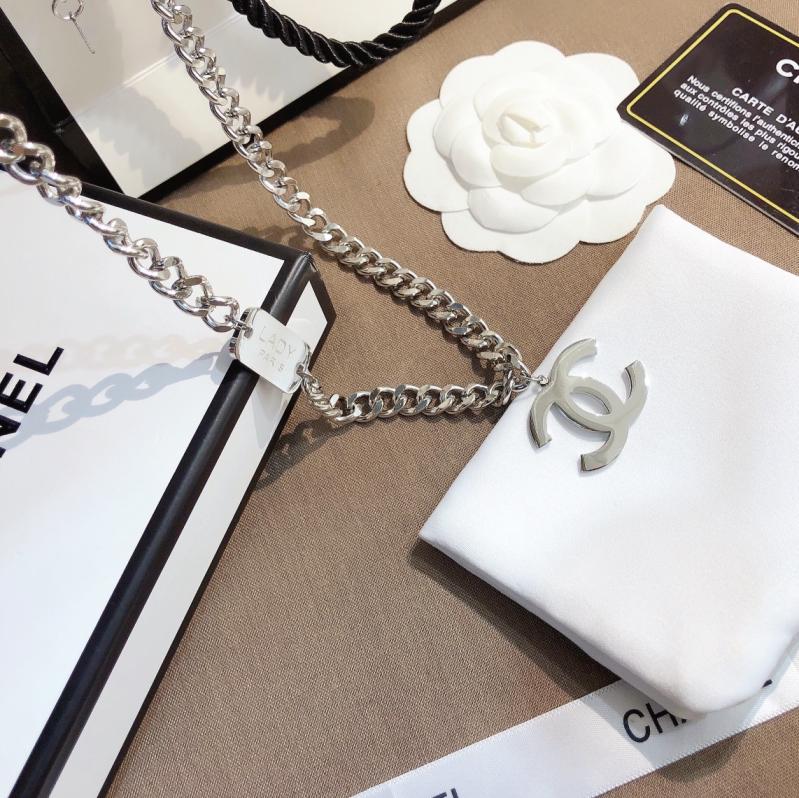 X393   Chanel necklace 107340