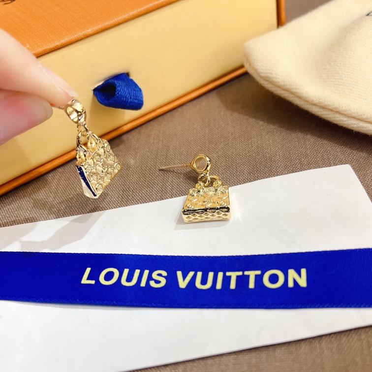 A628      LV earring 107357