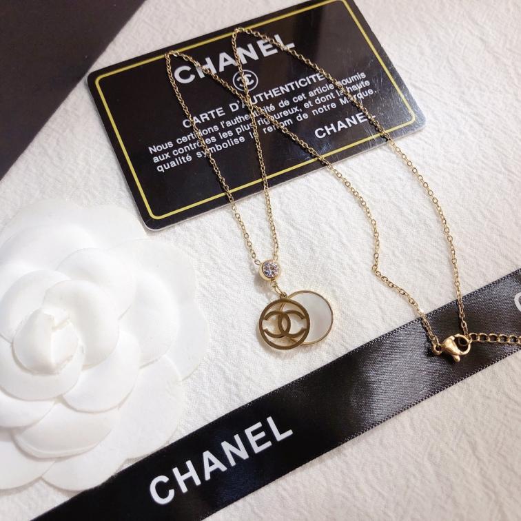 X406     Chanel necklace 107371