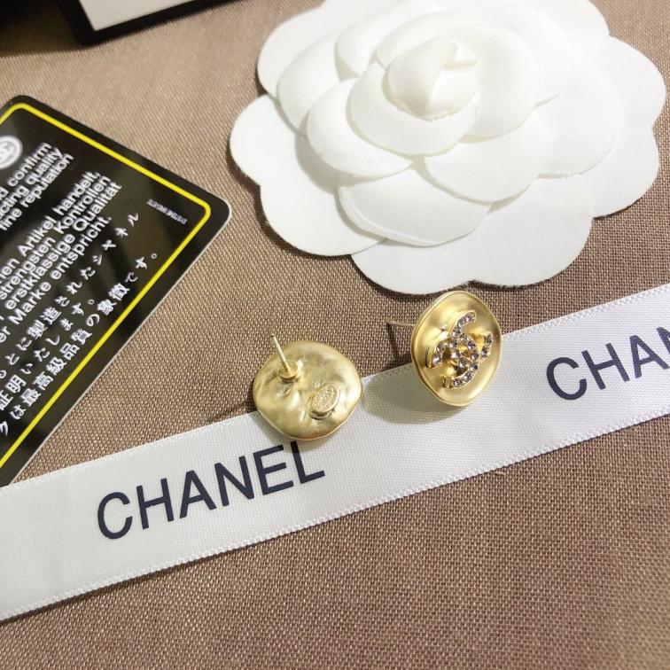 A636    Chanel earring 107384