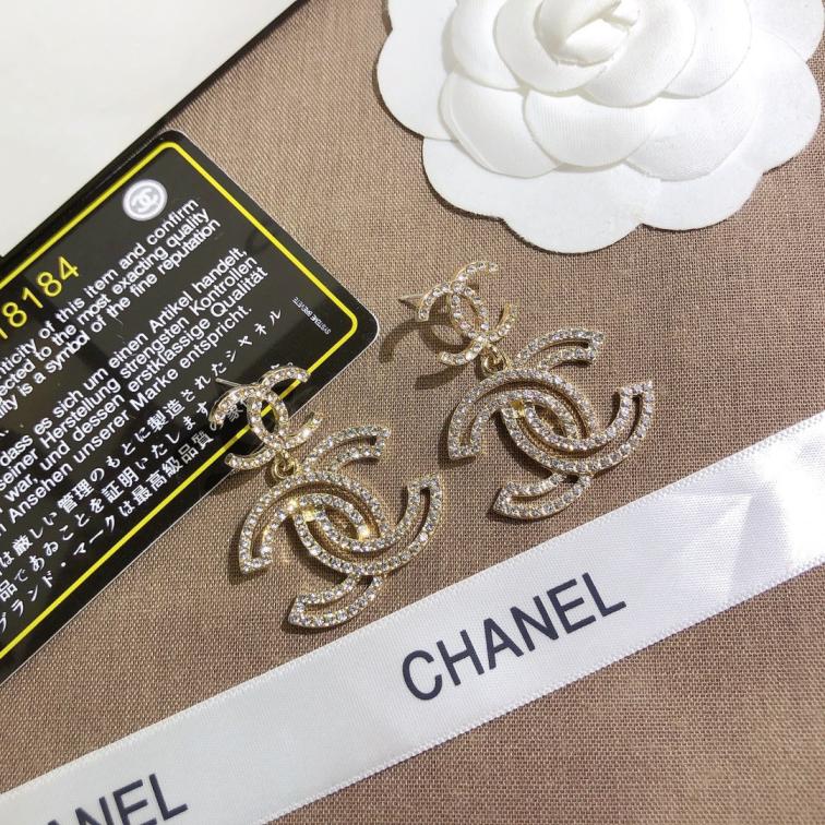 A639    Chanel earring 107386
