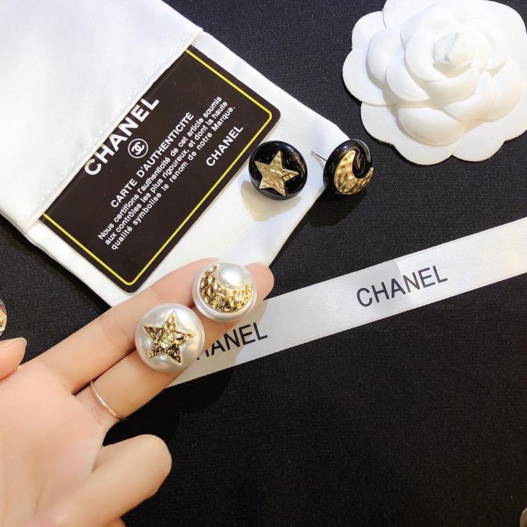 A649    Chanel earring 107401