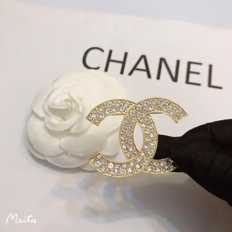 Chanel brooch 106124
