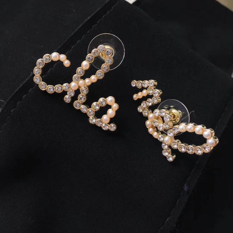 A007 Chanel earring 104403