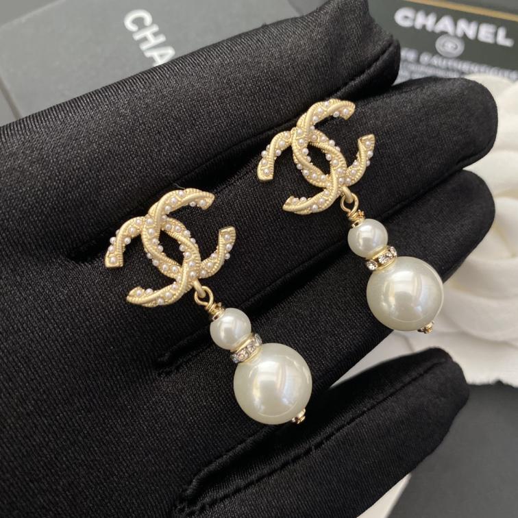 A615 chanel earring 104692