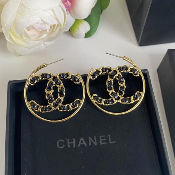 A130  Chanel earring 104738