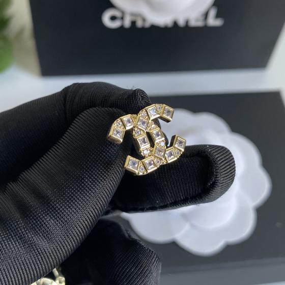 A227 Chanel earring 104759