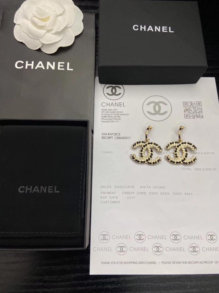 A443 chanel earring