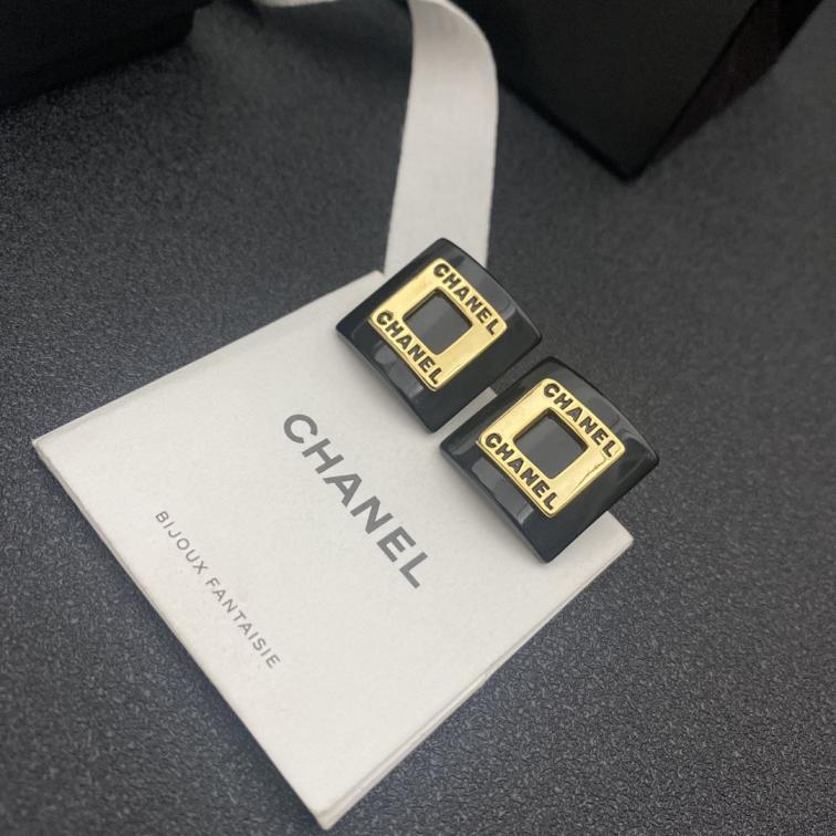 A476 Chanel earring 104844