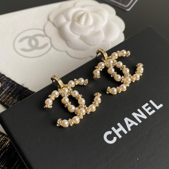 A1012 Chanel earring 105850