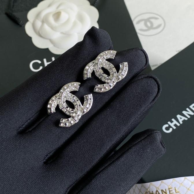 A718 Chanle earring 106599