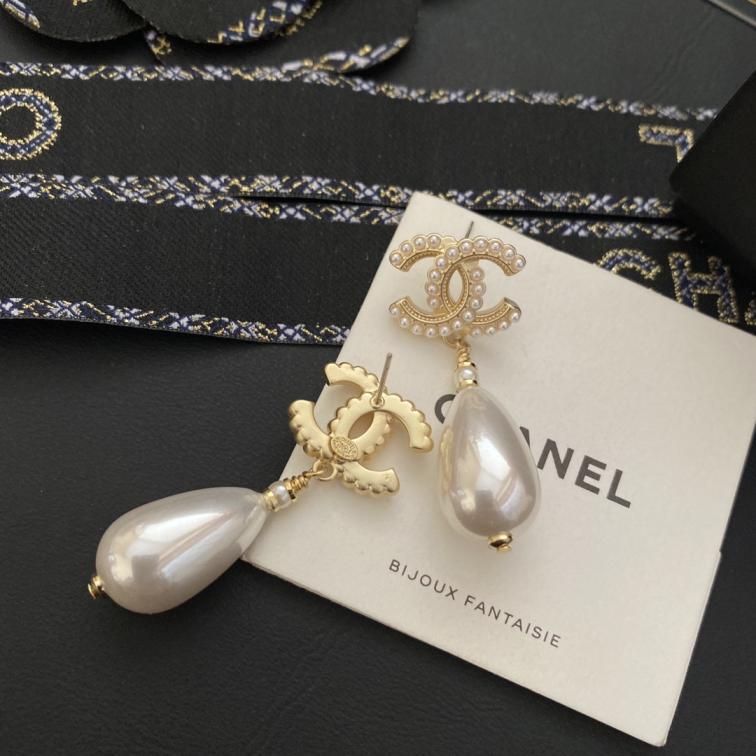 A283  Chanel earring 106607
