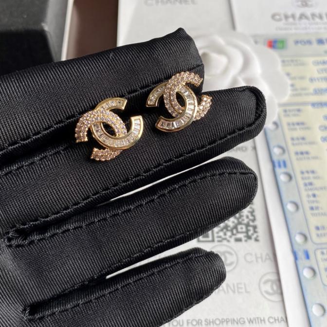 A401 Chanel earring 106670