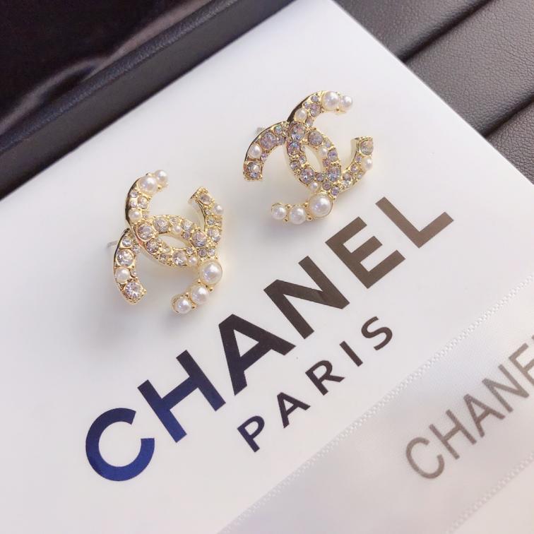 A379   Chanel earring 106800
