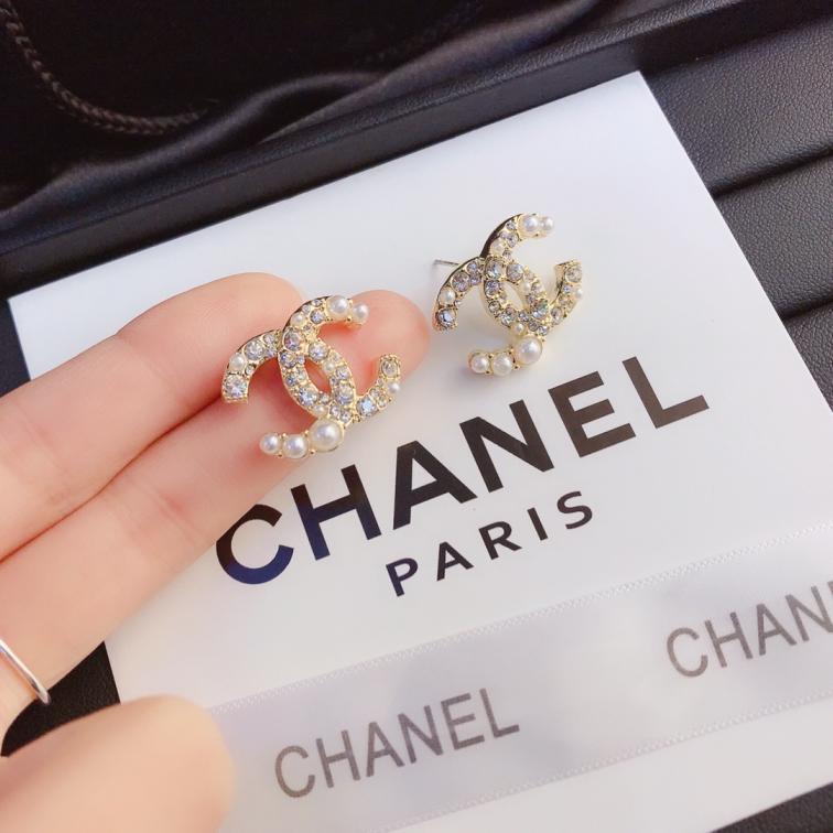 A379   Chanel earring 106800