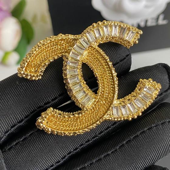 C177 Chanel brooch 104723