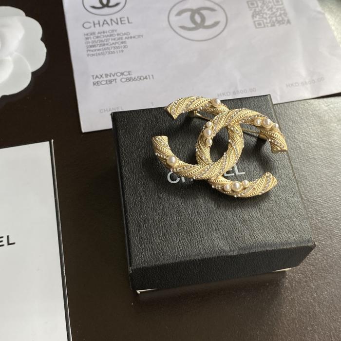 C047 chanel brooch 106950
