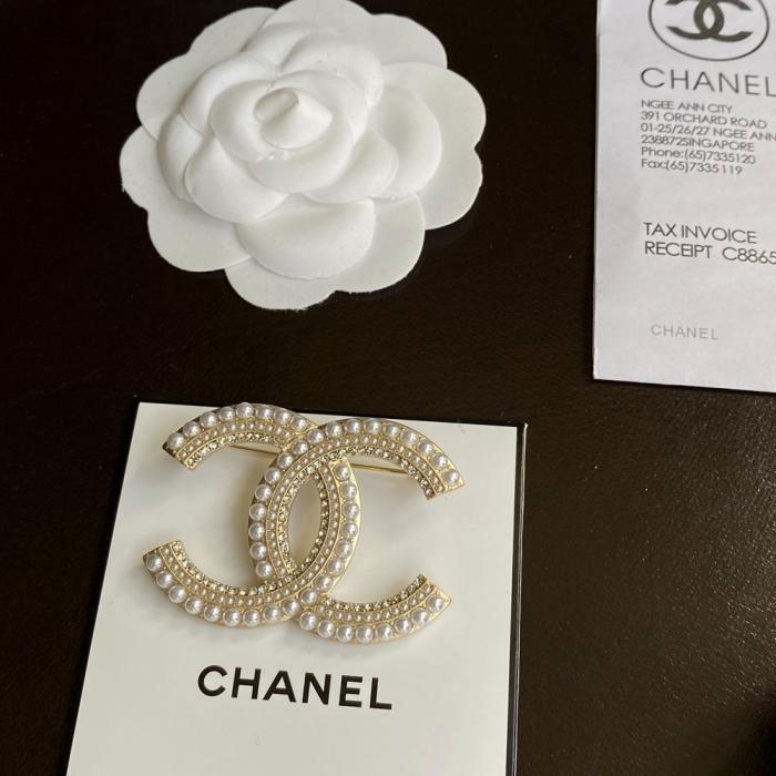 C029 chanel brooch 107167